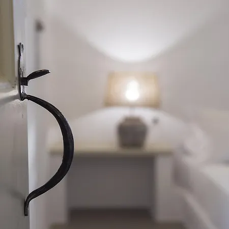 Mandarin - Paros Holiday Villas